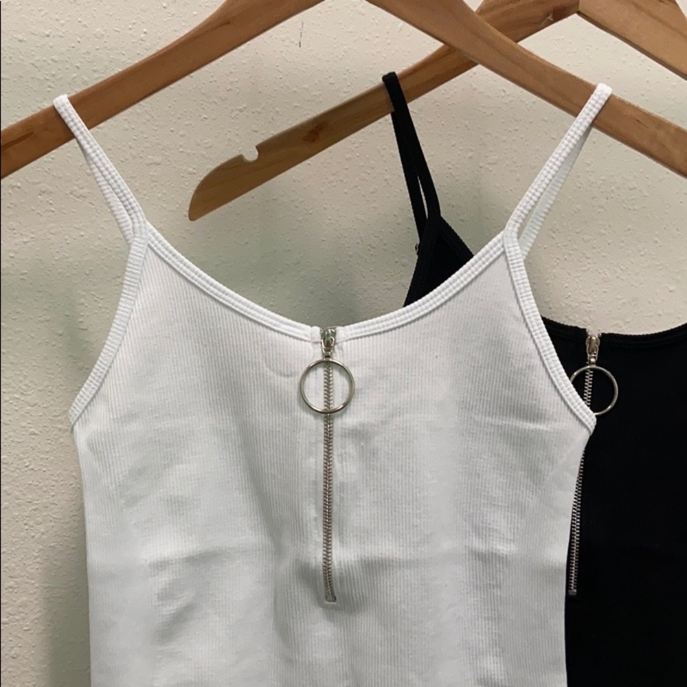 Seamless Ribbed Bodysuit - Picture 2 of 7